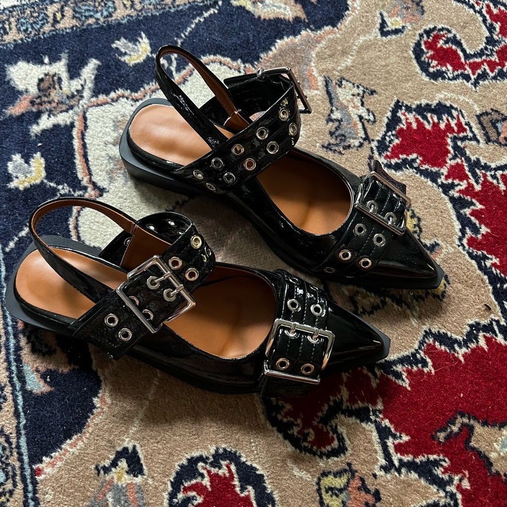 Like new! Ganni lookalike Black Patent Buckle Slingback Shoes
